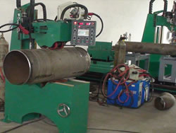 Machine de soudage automatique pour préfabrication de tuyauterie A1 (FCAW/GMAW)